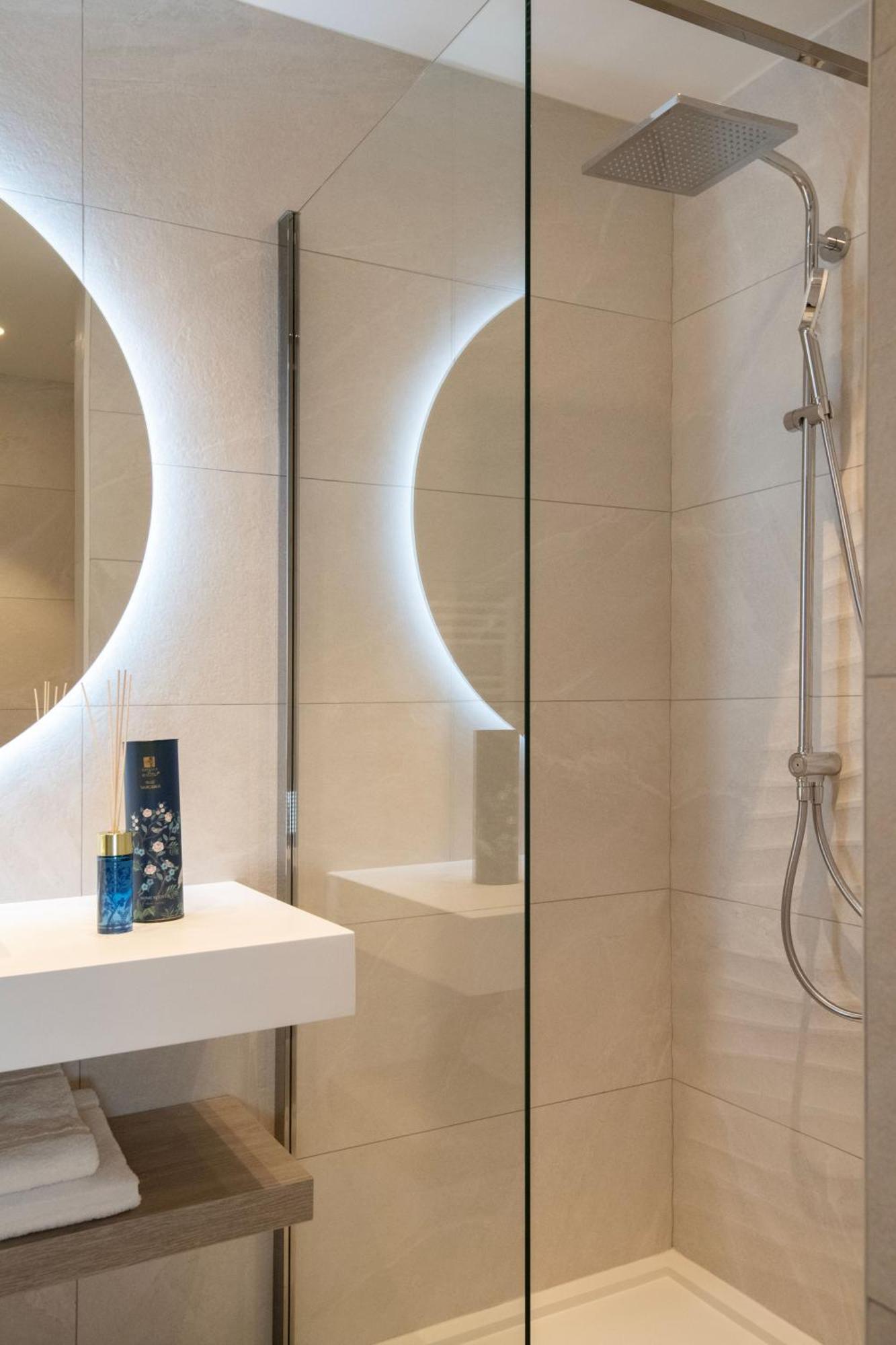 Residence Hoteliere Chambord Au Coeur De Menton - Entierement Renovee Екстер'єр фото